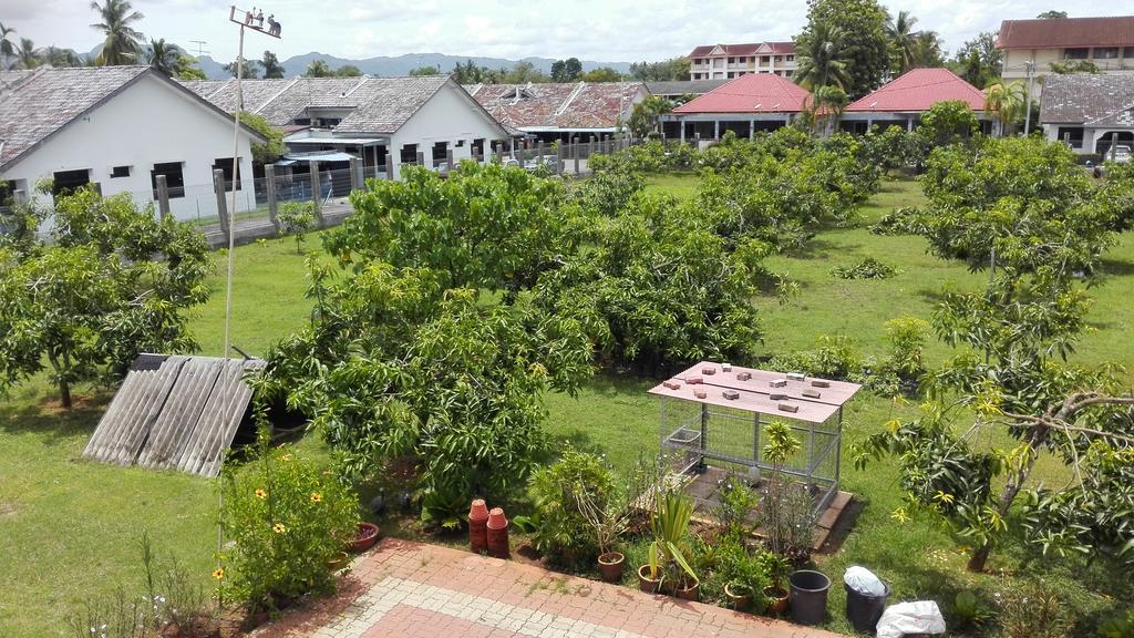 Harum Manis Country House Kangar Exteriör bild